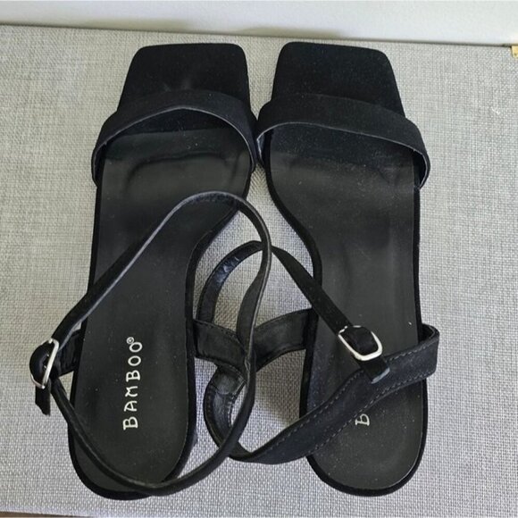 Bamboo Women's Black Suede Sandal Shoes Chunky Block Square Heel Ankle Strap 11 - Picture 4 of 12